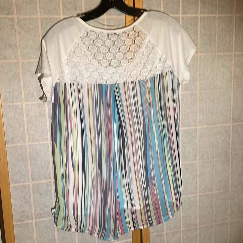 Prana Cap Sleeve Scoop Neck Shirt with Lace and Striped Backside Size L